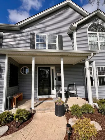 $615,000 | 1331 South 7th Street, St. Charles, IL 60174
