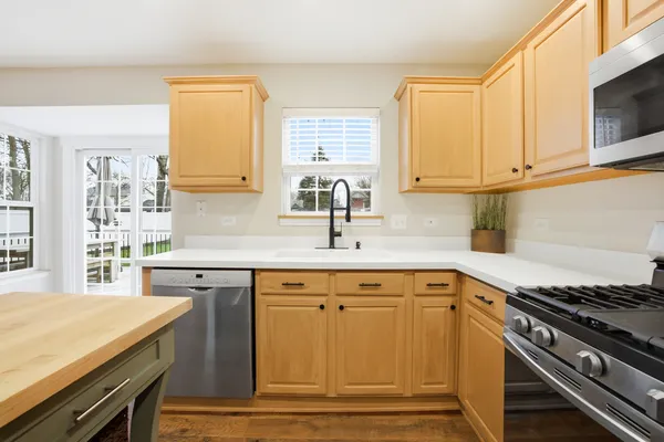 $615,000 | 1331 South 7th Street, St. Charles, IL 60174