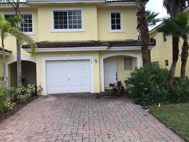 748 Imperial Lake Road West Palm Beach, FL 33413 - Photo 1 of 16 Front View