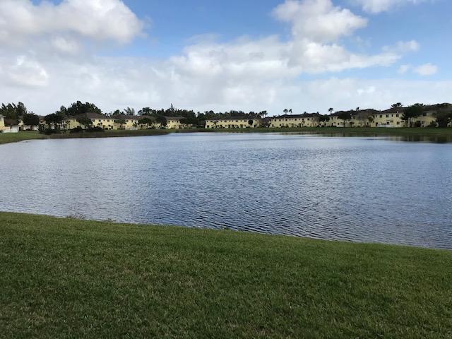 748 Imperial Lake Road West Palm Beach, FL 33413 - Photo 14 of 16 IMG_5414