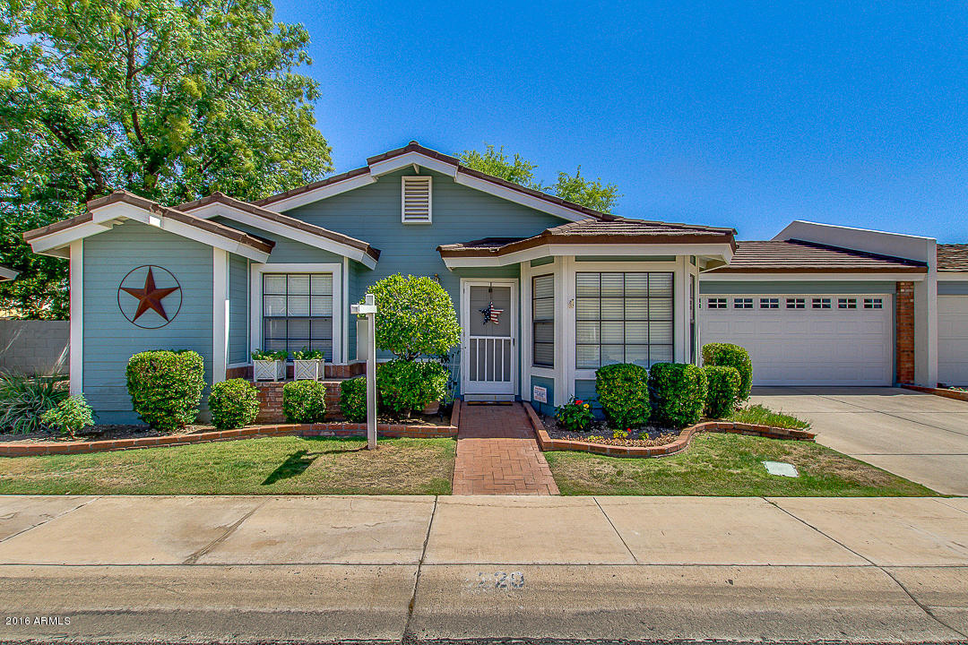 229 East Danbury Road Phoenix, AZ 85022 - Photo 1 of 30 Gallery Image 1