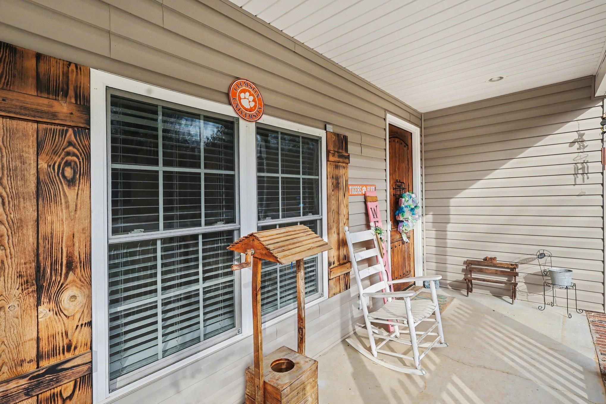 524 Dillon Street Chesnee, SC 29323 - Photo 2 of 24