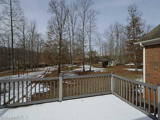 5075 Waller Road Pfafftown, NC 27040 - Photo 15 of 16 View.