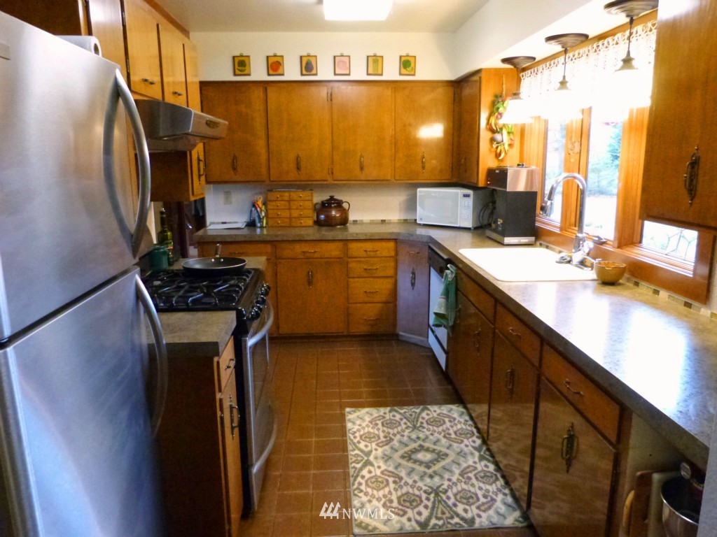 1779 East Smith Road Bellingham, WA 98226 - Photo 8 of 25