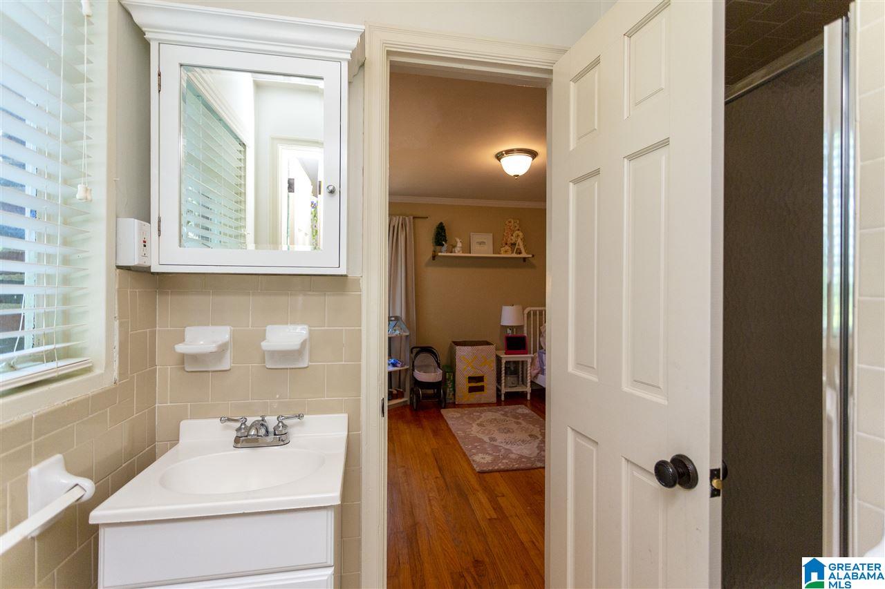 2025 Hickory Road Birmingham, AL 35216 - Photo 33 of 45