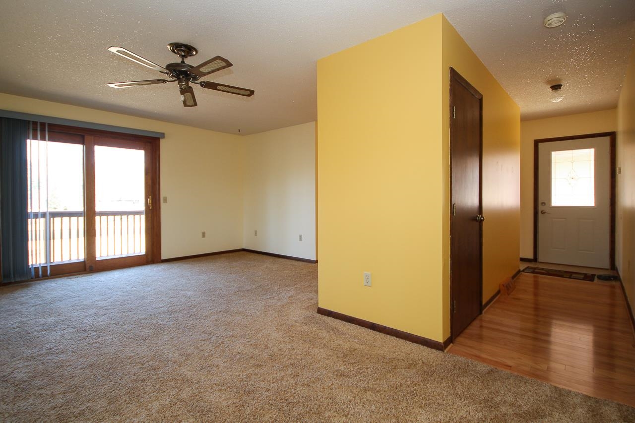 5689 Riverside Beach Drive Weidman, MI 48893 - Photo 6 of 48 1898469-5.JPG
