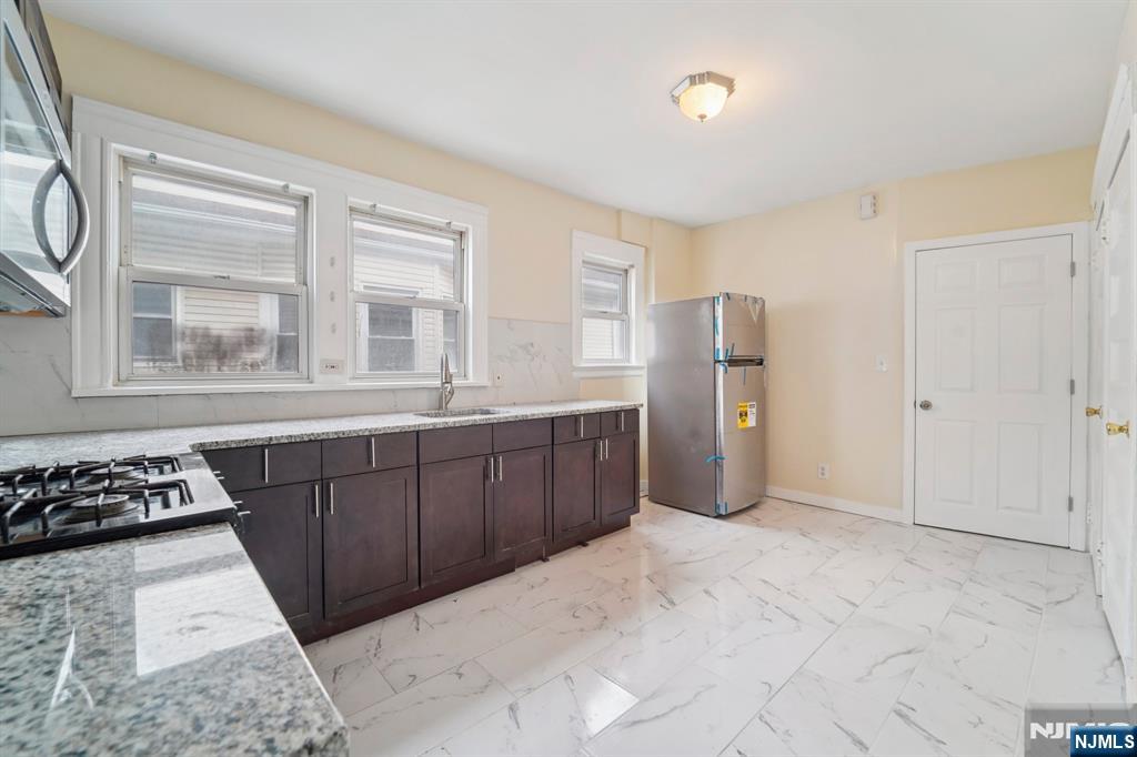 50 Riggs Place West Orange, NJ 07052 - Photo 10 of 29