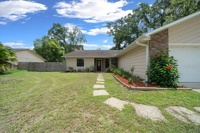 $399,900 | 1025 Southeast 56th Court, Ocala, FL 34480