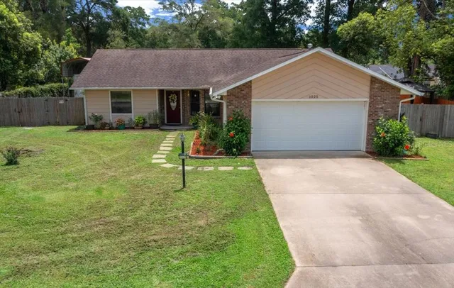 $399,900 | 1025 Southeast 56th Court, Ocala, FL 34480