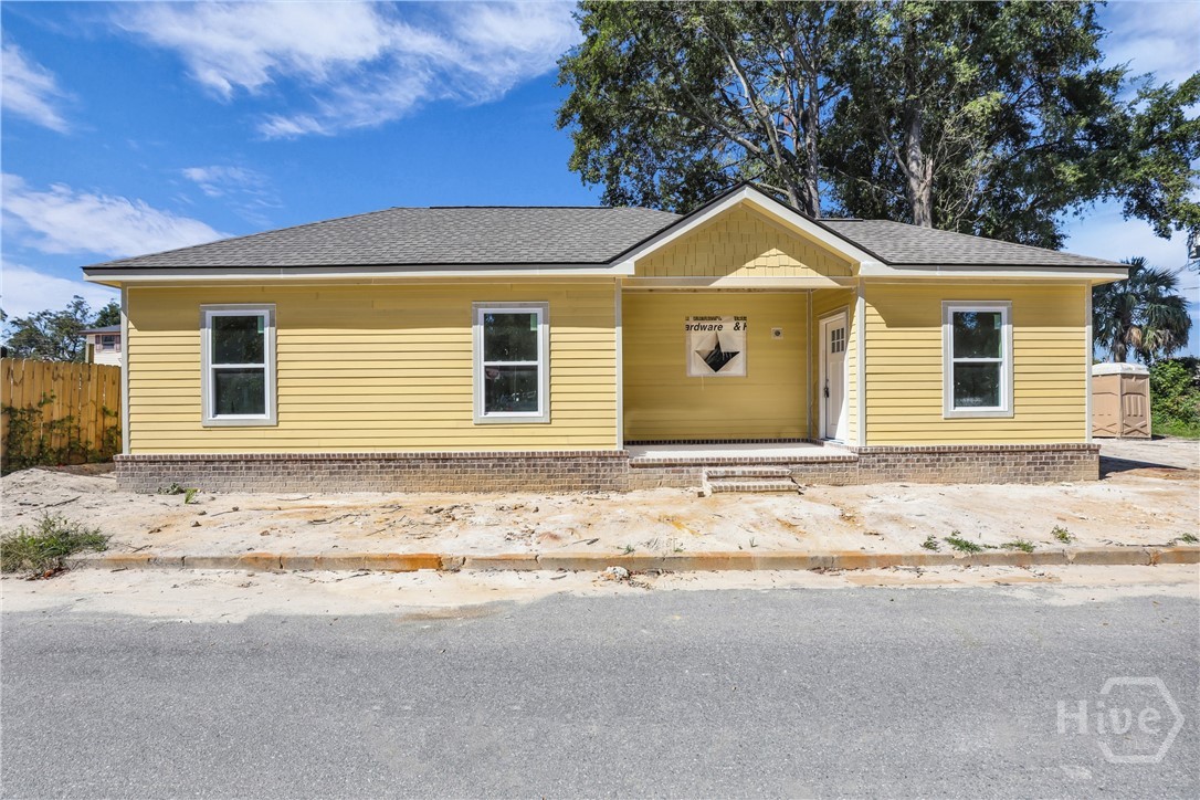 11 West Street Savannah, GA 31415 - Photo 1 of 26