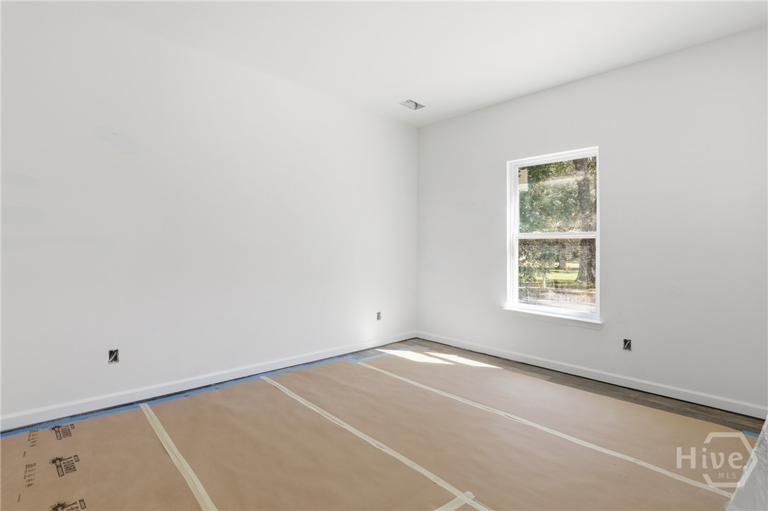 11 West Street Savannah, GA 31415 - Photo 12 of 26