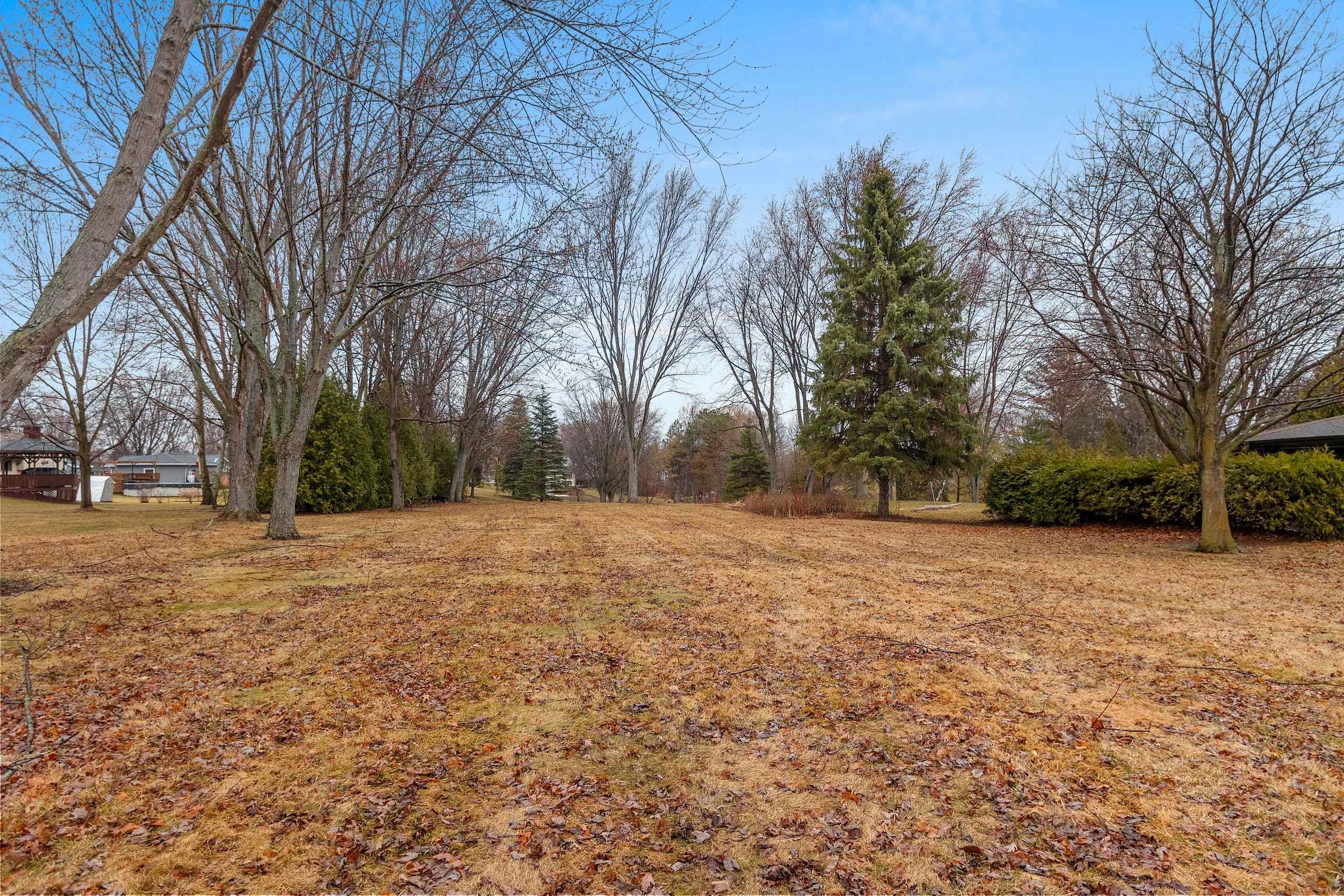 Otte Court Appleton, WI 54915 - Photo 7 of 11