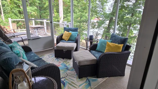 $850,000 | 150 Beaverdam Cabin Road, Camden, TN 38320