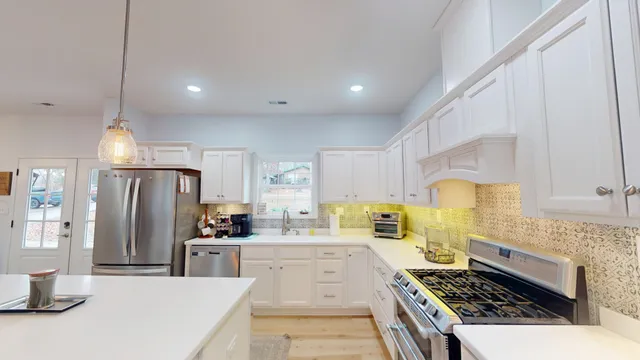 $850,000 | 150 Beaverdam Cabin Road, Camden, TN 38320