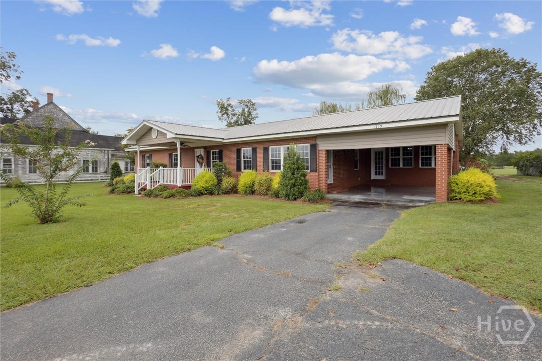 2195 Montgomery Street Kite, GA 31049 - Photo 4 of 48