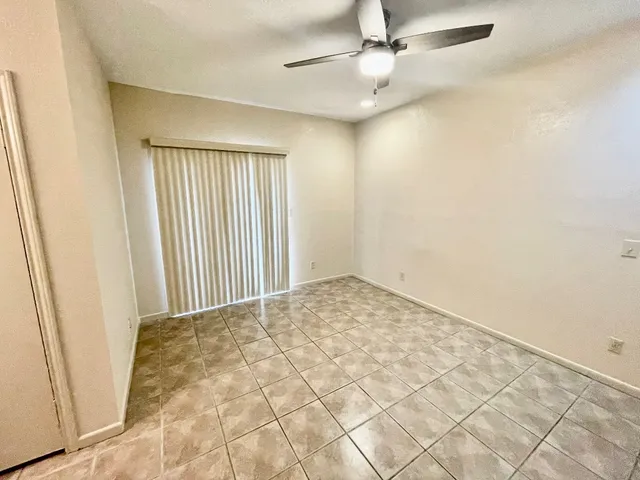 $1,225 | 421 West San Antonio Street, Unit J1, San Marcos, TX 78666
