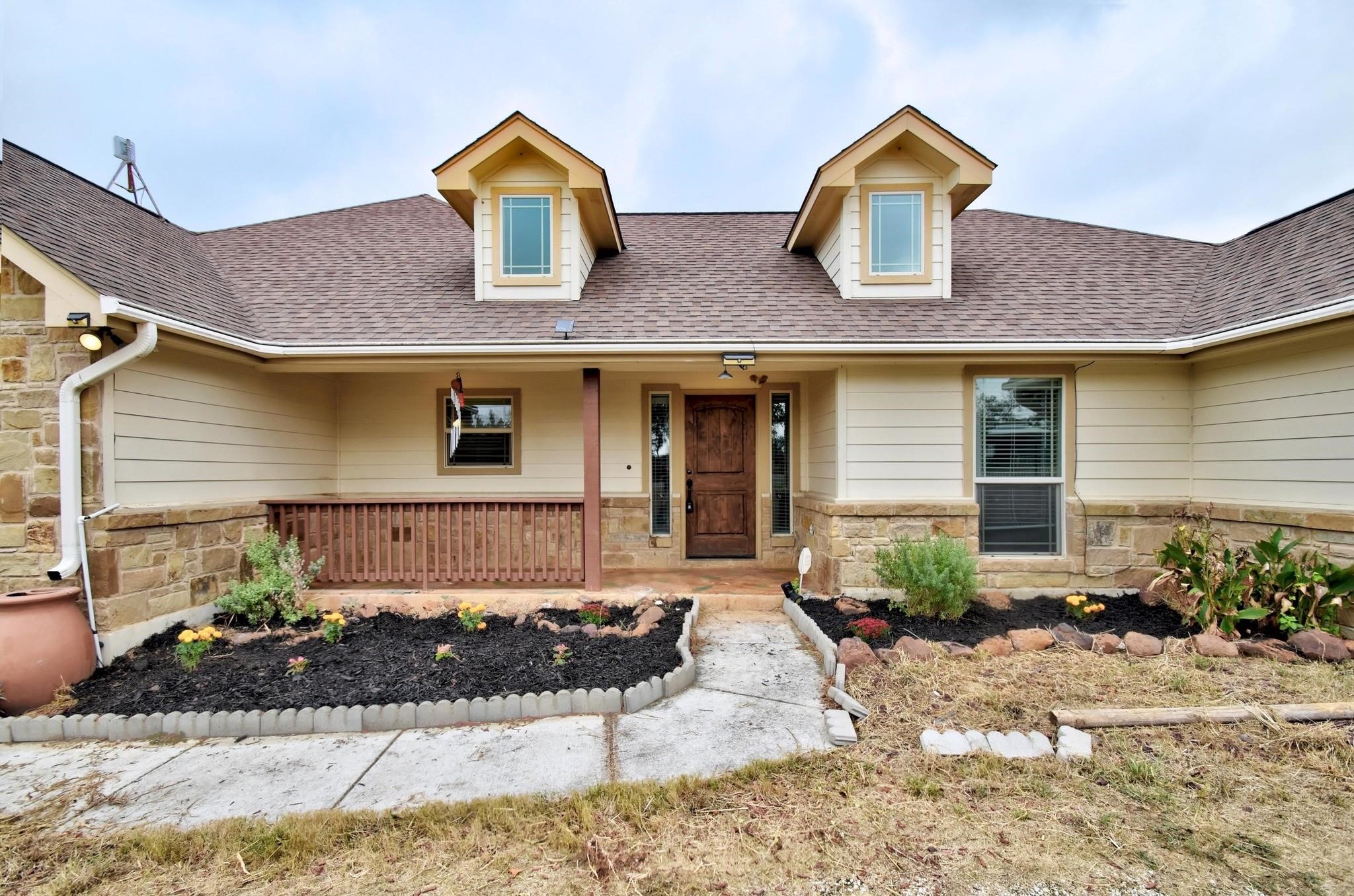 158 Pullman Road La Vernia, TX 78121 - Photo 4 of 23