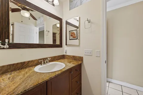 $225,000 | 75-5776 Kuakini Highway, Unit 337, Kailua-Kona, HI 96740