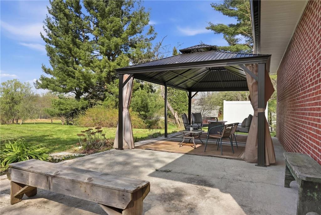 499 Harpers Ferry Road Beaver Falls, PA 15010 - Photo 34 of 44