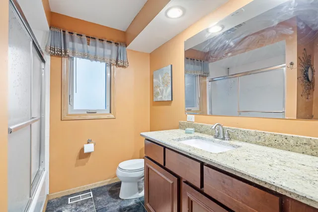 $350,000 | 8853 O'Brien Drive, Orland Hills, IL 60487