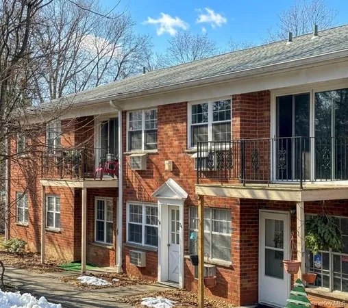 $275,000 | 6 Colonial Road, Unit 80, Beacon, NY 12508