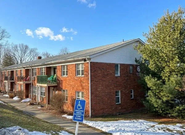 $275,000 | 6 Colonial Road, Unit 80, Beacon, NY 12508