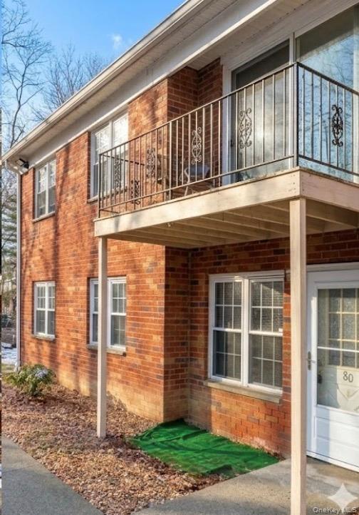 6 Colonial Road, Unit 80 Beacon, NY 12508 - Photo 2 of 18