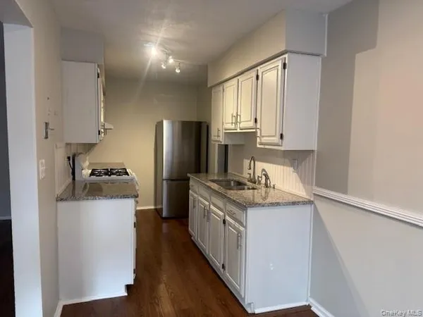 $275,000 | 6 Colonial Road, Unit 80, Beacon, NY 12508