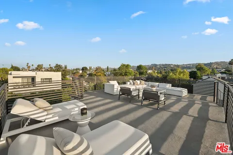 $2,999,500 | 4532 Calhoun Avenue, Sherman Oaks, CA 91423