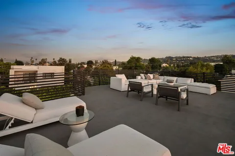 $2,999,500 | 4532 Calhoun Avenue, Sherman Oaks, CA 91423