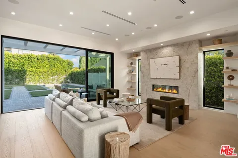 $2,999,500 | 4532 Calhoun Avenue, Sherman Oaks, CA 91423