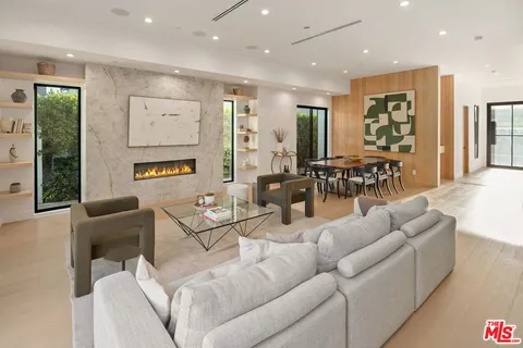 $2,999,500 | 4532 Calhoun Avenue, Sherman Oaks, CA 91423