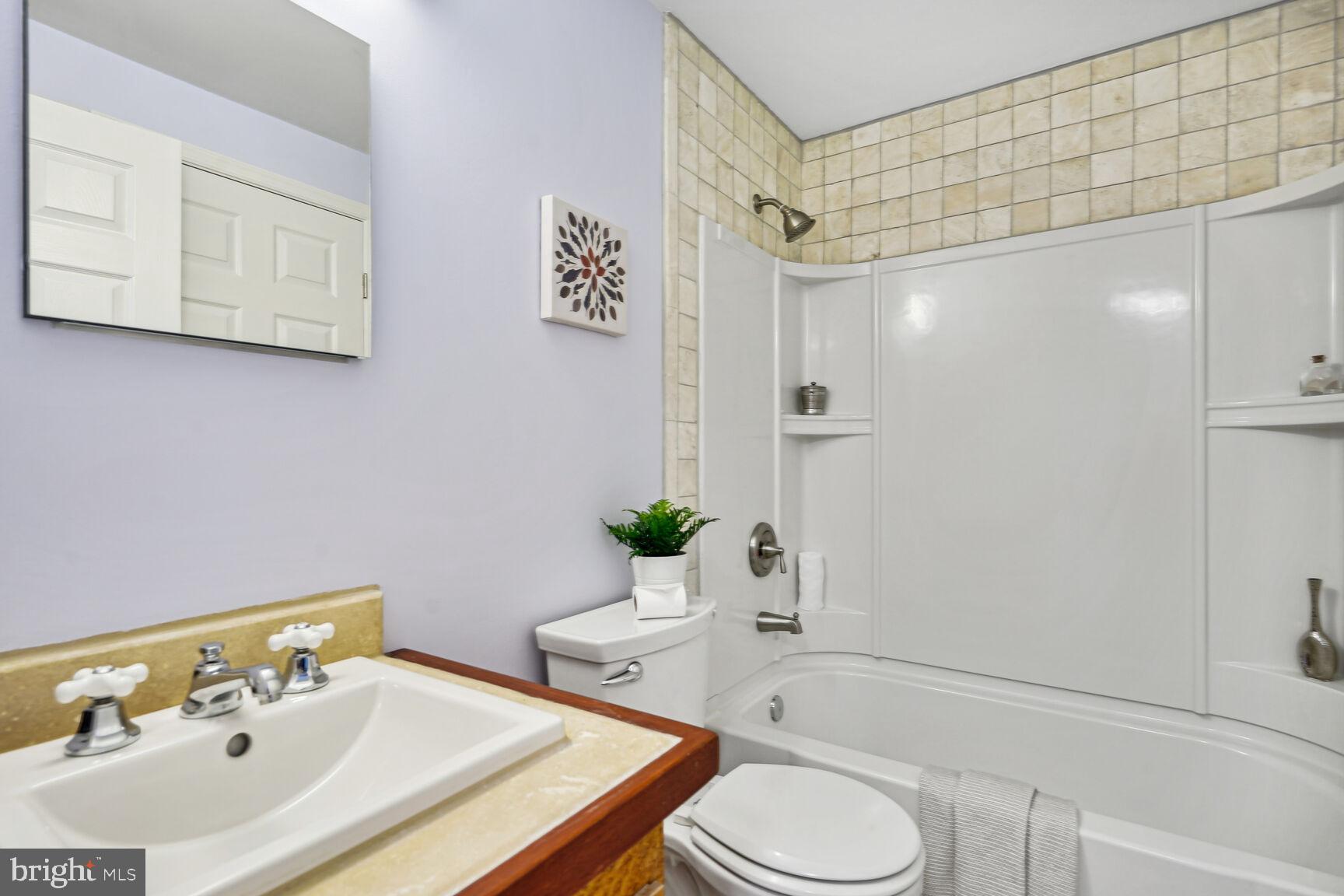 8335 Brookvale Court Springfield, VA 22153 - Photo 16 of 31 Gallery Image 16
