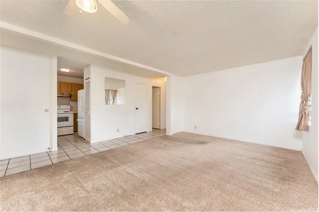 $2,400 | 95-759 Hokuwelowelo Place, Unit J206, Mililani, HI 96789