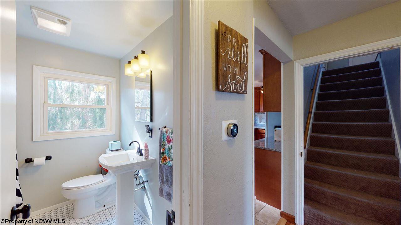 1131 Cloverhill Road Fairmont, WV 26554 - Photo 13 of 30 Gallery Image 13