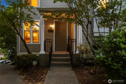 $750,000 | 460 226th Place Northeast, Sammamish, WA 98074
