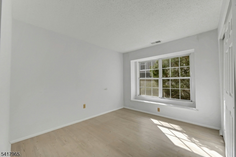 1192 Richmond Road, Unit 1192 Mahwah, NJ 07430 - Photo 12 of 17