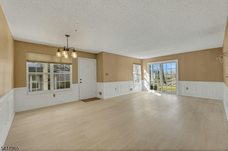 1192 Richmond Road, Unit 1192 Mahwah, NJ 07430 - Photo 3 of 17