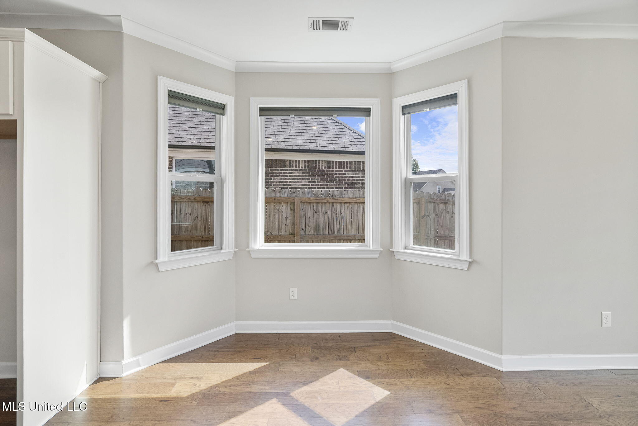 13377 Berkstone Loop Olive Branch, MS 38654 - Photo 15 of 48 15-web-or-mls-13377 Berkstone Loop-14