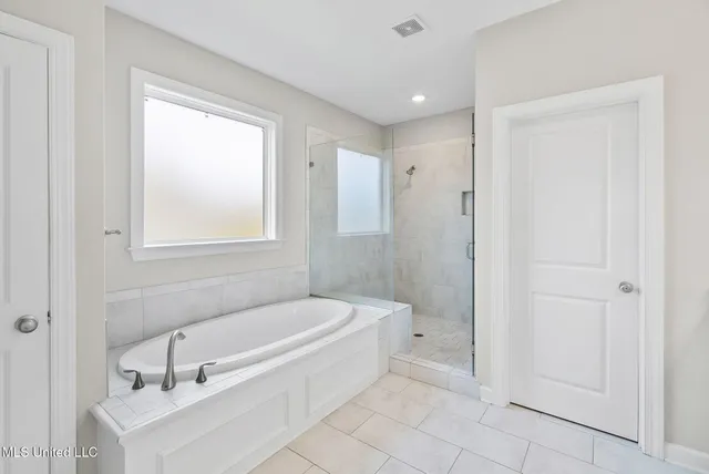 $449,900 | 13377 Berkstone Loop, Olive Branch, MS 38654