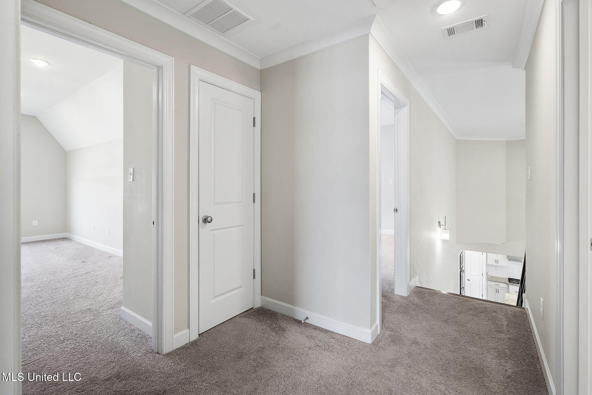 13377 Berkstone Loop Olive Branch, MS 38654 - Photo 31 of 48 31-web-or-mls-13377 Berkstone Loop-30