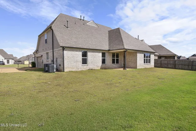 $449,900 | 13377 Berkstone Loop, Olive Branch, MS 38654