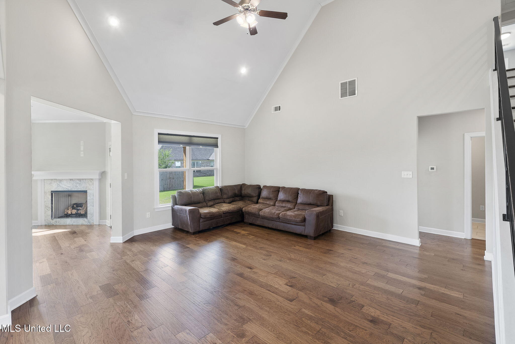 13377 Berkstone Loop Olive Branch, MS 38654 - Photo 8 of 48 8-web-or-mls-13377 Berkstone Loop-07