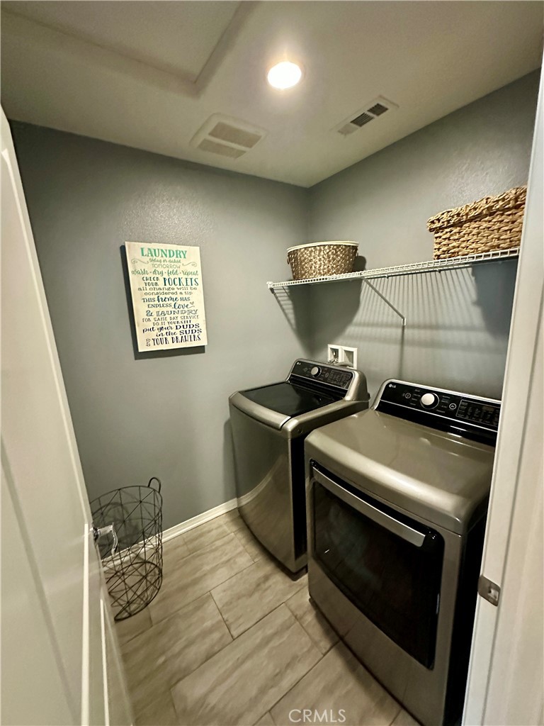 2313 Navigation Placentia, CA 92870 - Photo 34 of 35