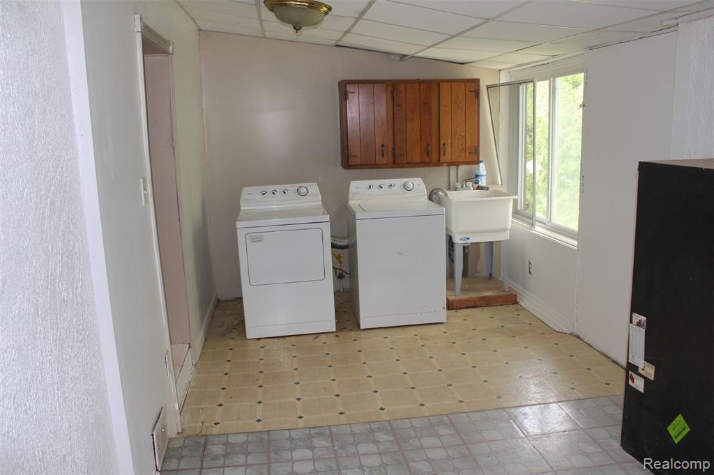 15504 Chelsea Redford, MI 48239 - Photo 13 of 20