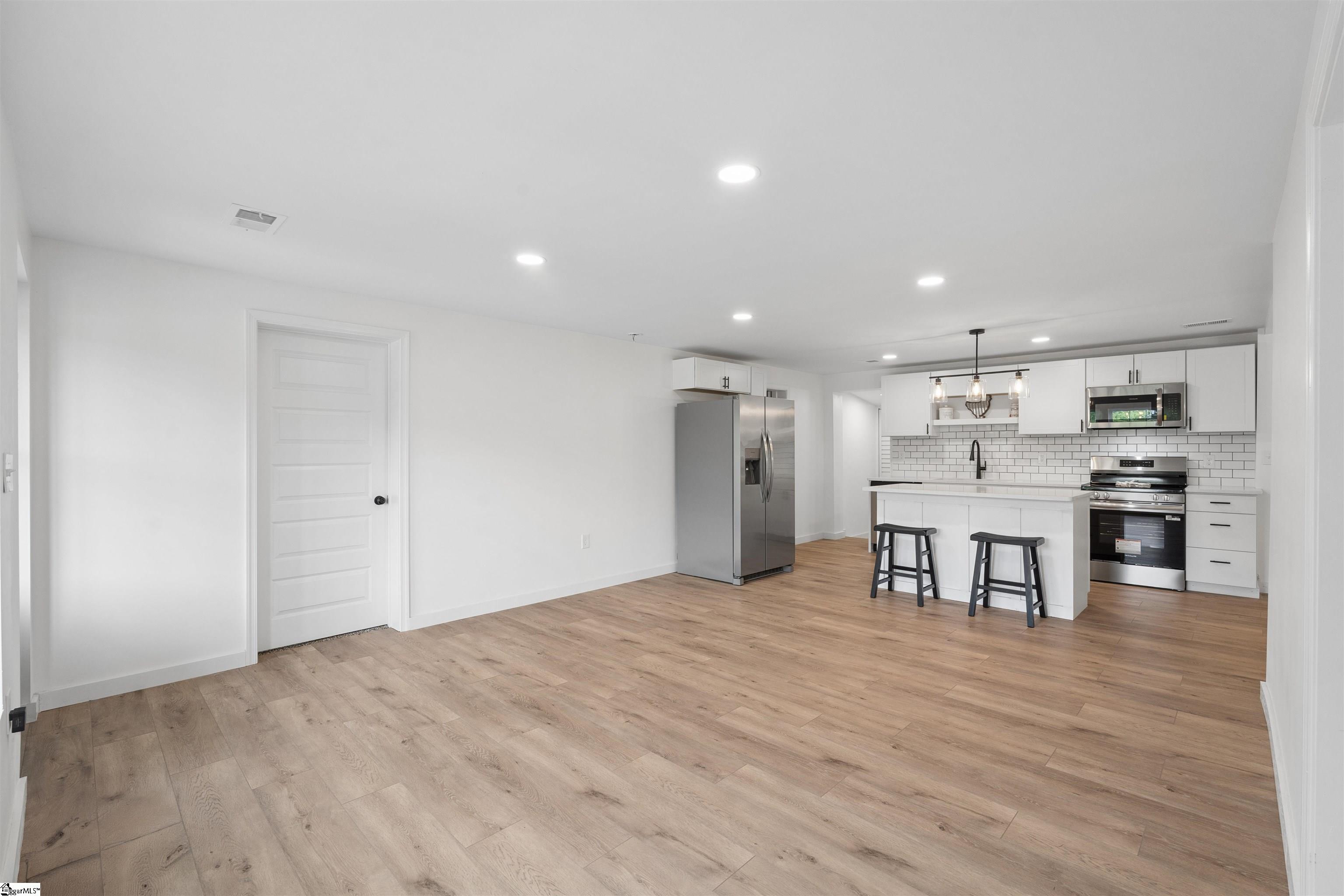 147 State Rd S-37-132 West Union, SC 29696 - Photo 5 of 28
