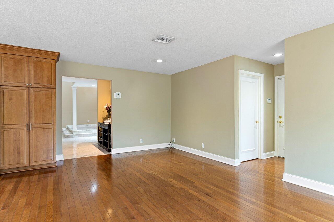 2799 Northwest 28th Street Boca Raton, FL 33434 - Photo 15 of 44 Kitchen