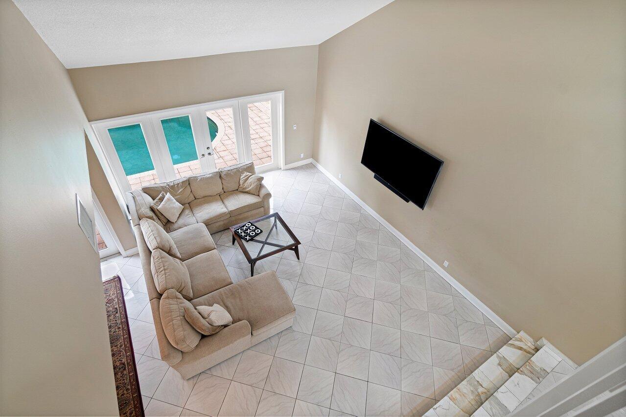 2799 Northwest 28th Street Boca Raton, FL 33434 - Photo 8 of 44 Living Room