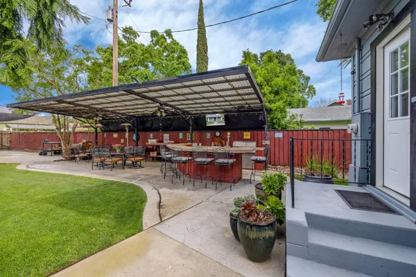 $569,000 | 18739 Lilac Street, Woodbridge, CA 95258