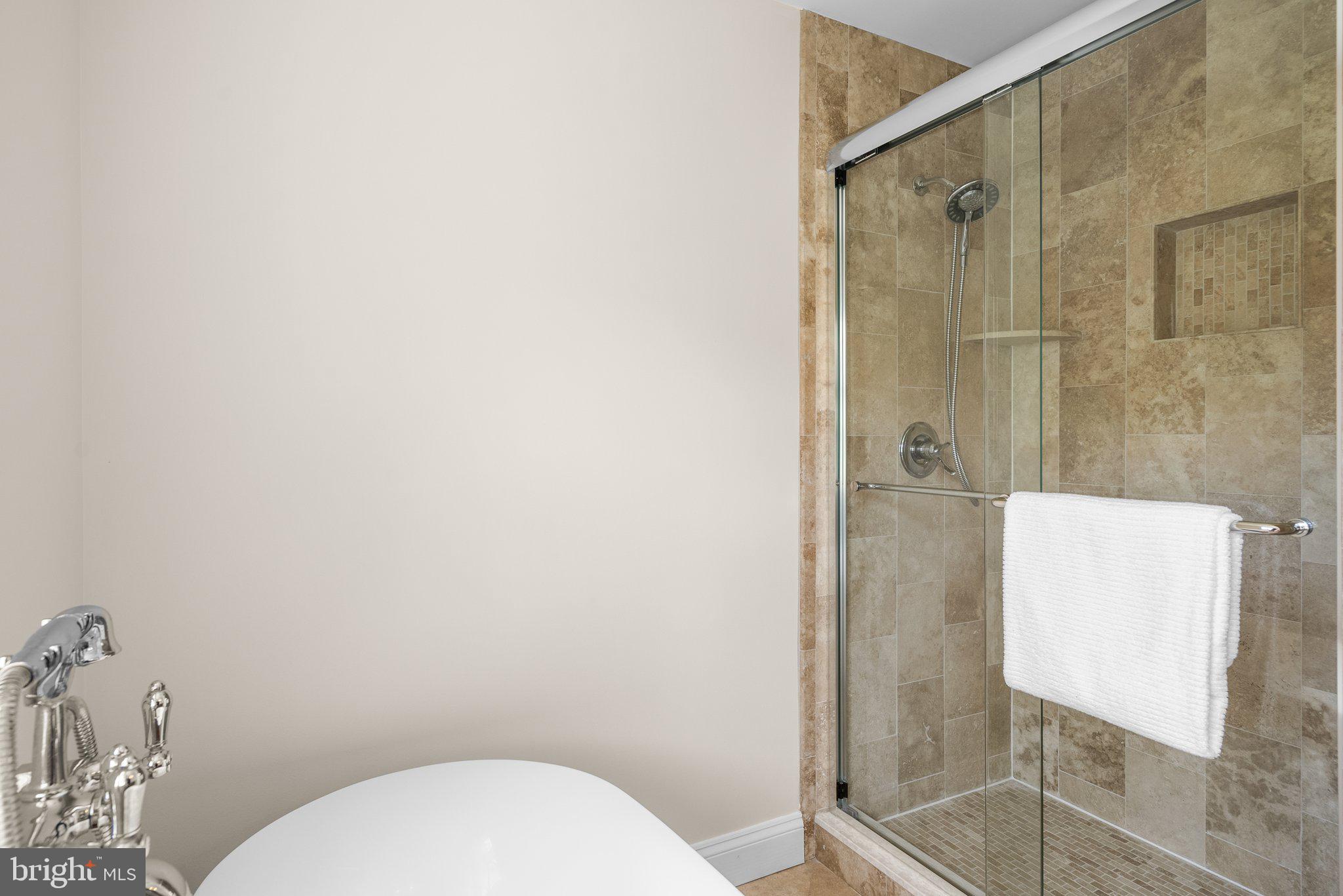 1088 River Bay Road Annapolis, MD 21409 - Photo 36 of 58 Glass enclosed tiled shower